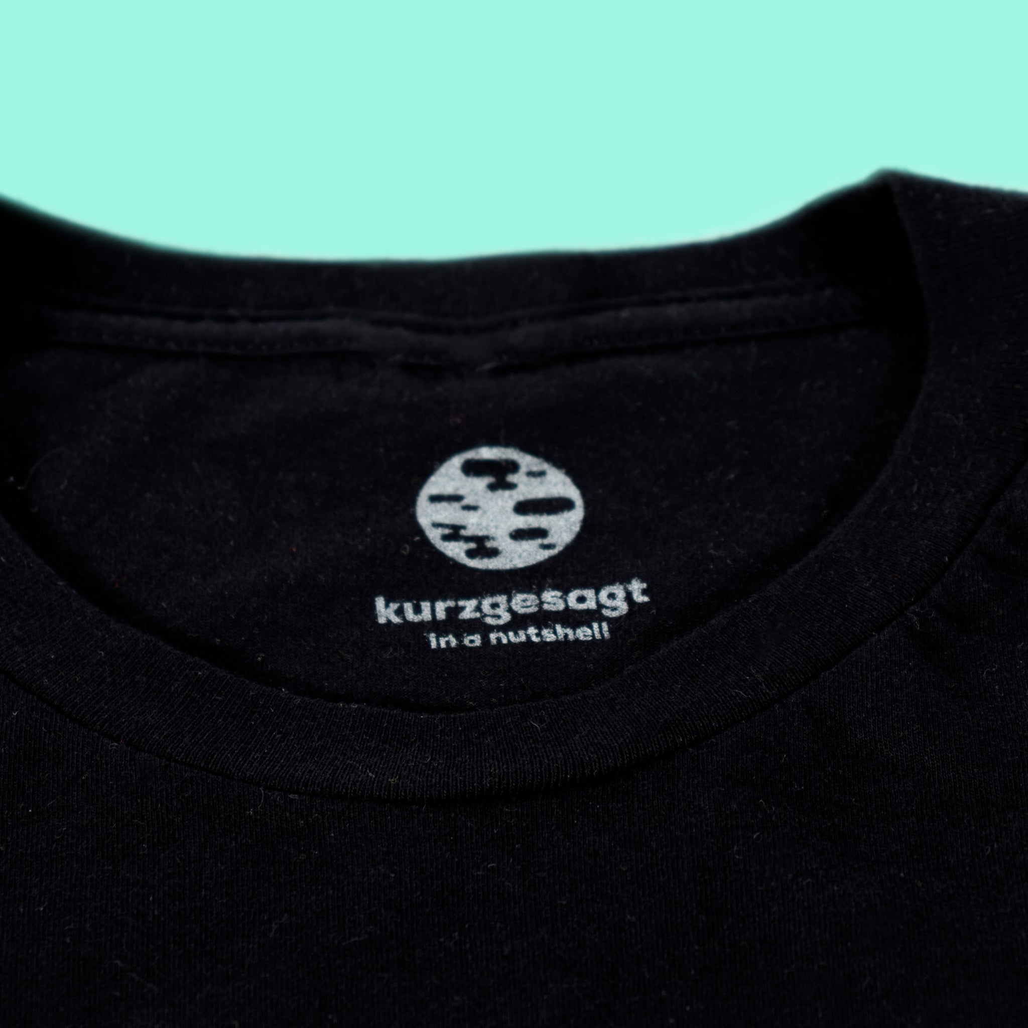 Duck T-Shirt Gray – Official Merch – the kurzgesagt shop